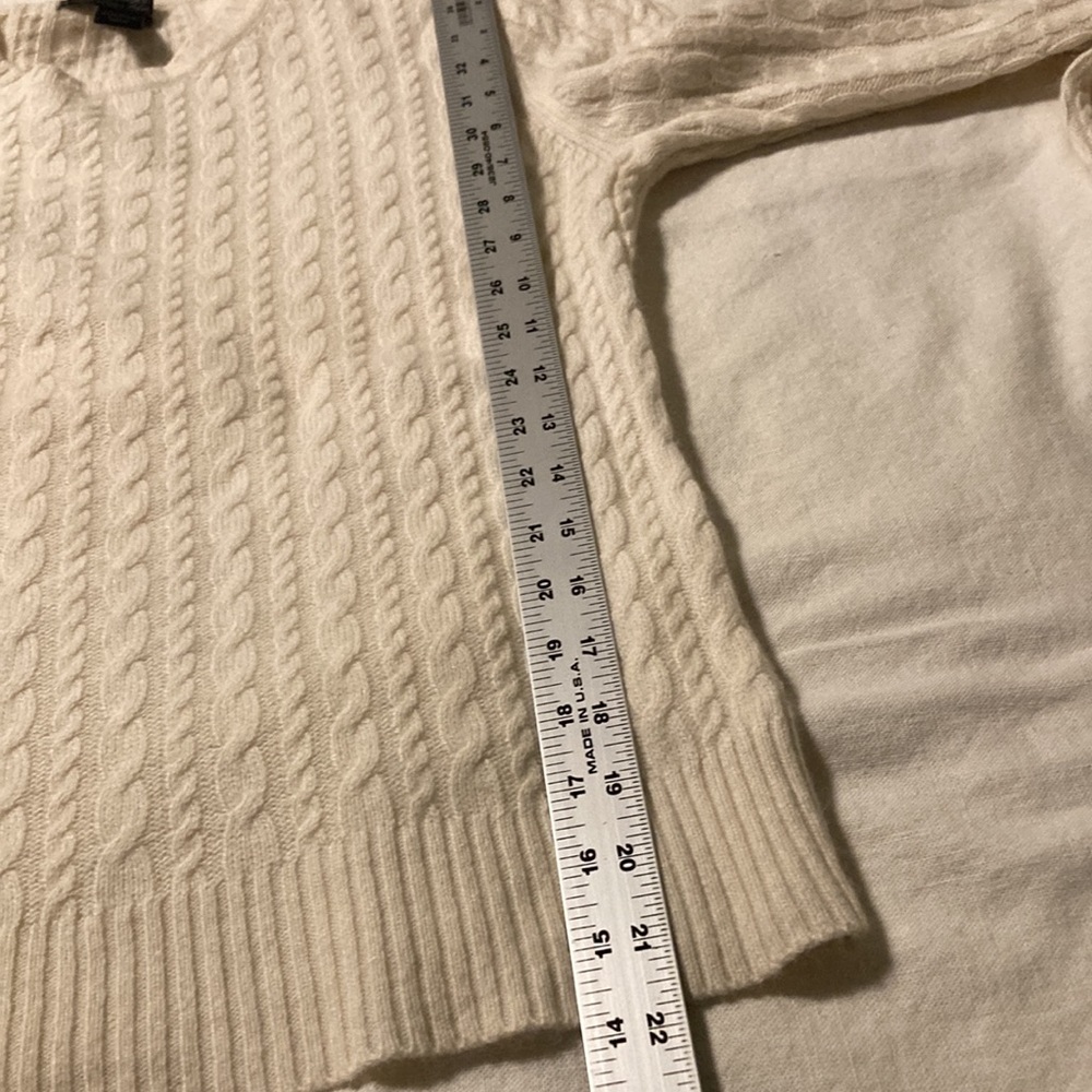 Express Design Studio Sweater - Picture 6 of 7